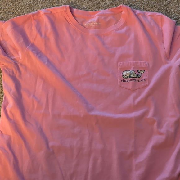 Vineyard Vines Coral Tee with Whale Logo - Picture 1 of 2